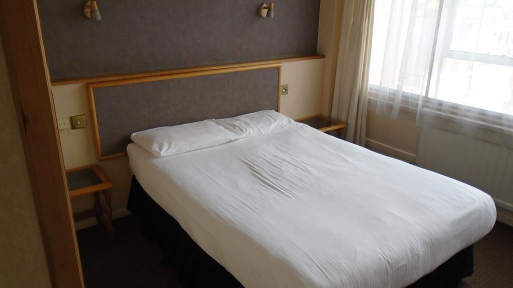 St Peter'S Quarter Hotel Дарби Стая снимка
